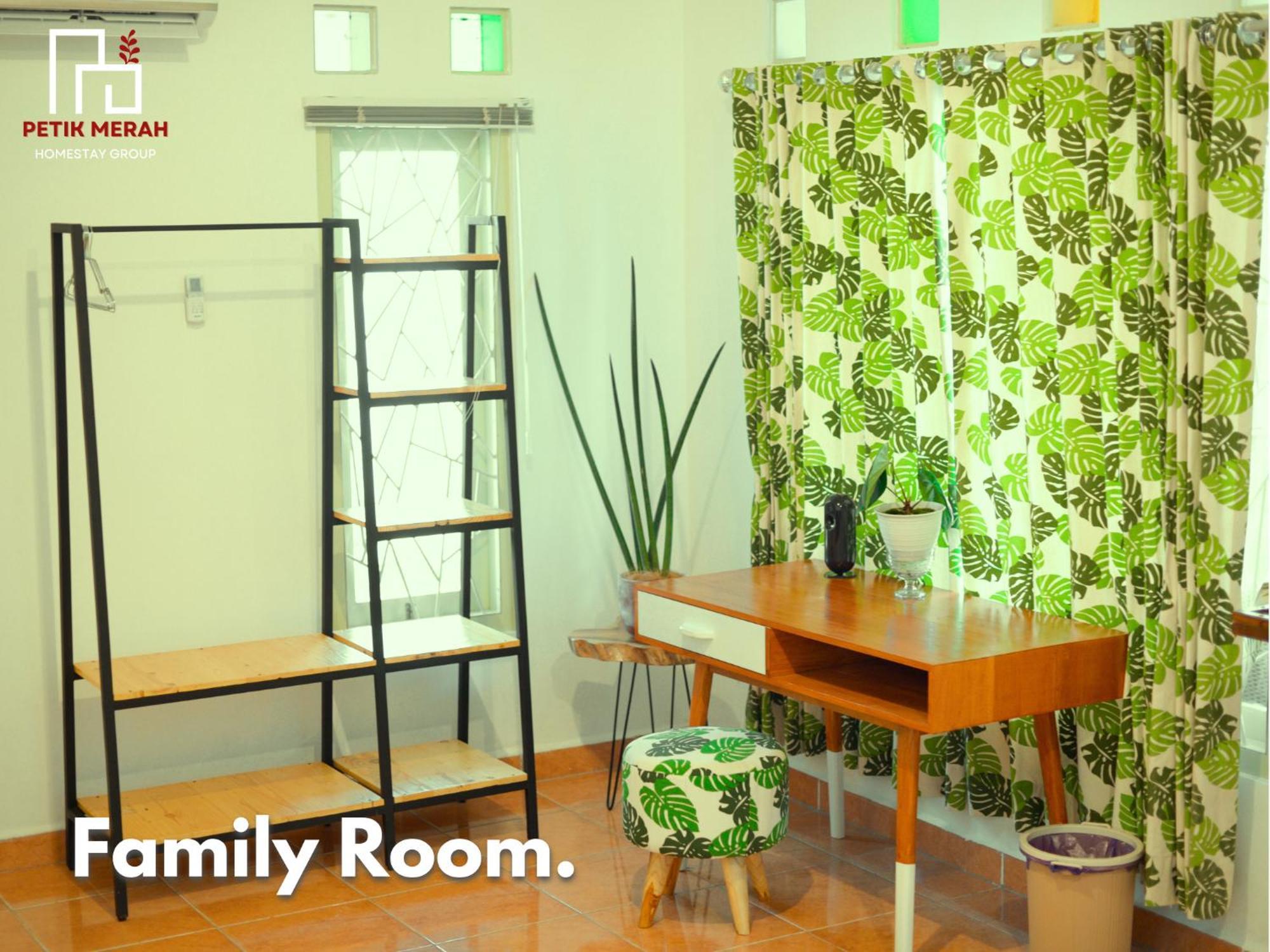 Petik Merah Homestay Pakualaman Εξωτερικό φωτογραφία