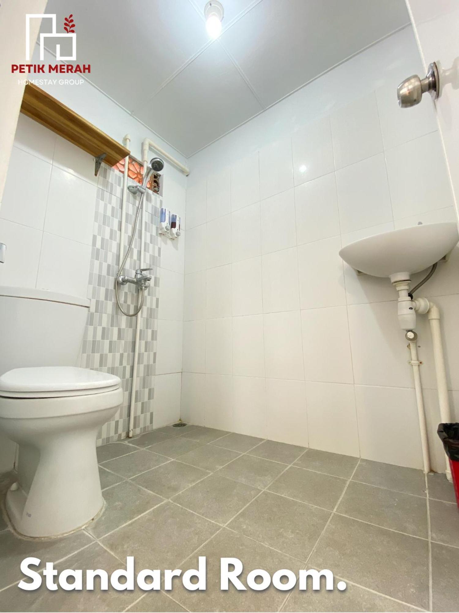 Petik Merah Homestay Pakualaman Εξωτερικό φωτογραφία