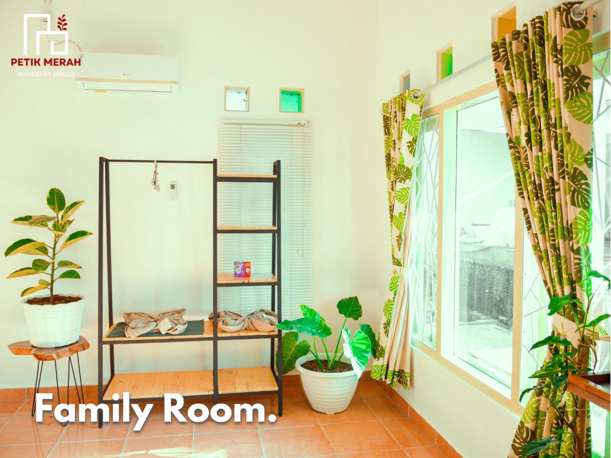 Petik Merah Homestay Pakualaman Εξωτερικό φωτογραφία